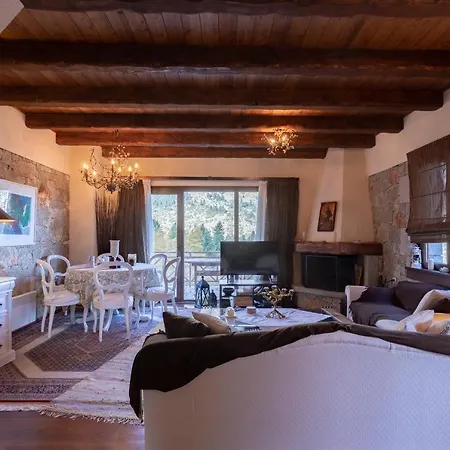 Riverside Chalet With Panoramic View * Eptalofos
