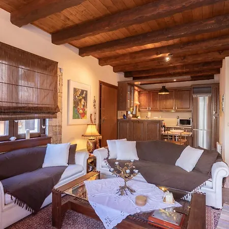 Riverside Chalet With Panoramic View Chalé